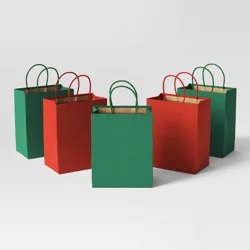 5ct Solid Red and Solid Green Cub Christmas Gift Bags - Wondershop™