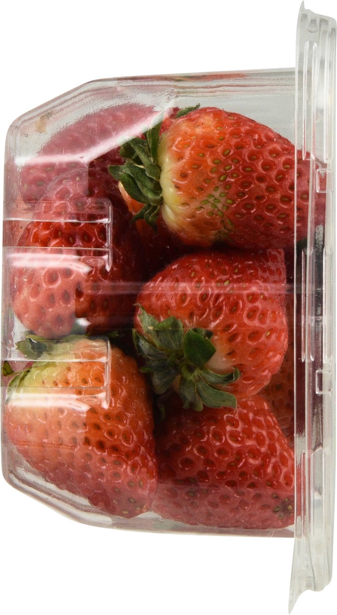 slide 5 of 12, Nature Fresh Farms Little Obsessions Organic Strawberries 10 oz, 