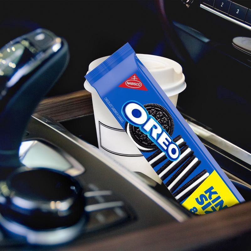 slide 5 of 14, Oreo King Size Chocolate Sandwich Cookies - 3.22oz, 3.22 oz