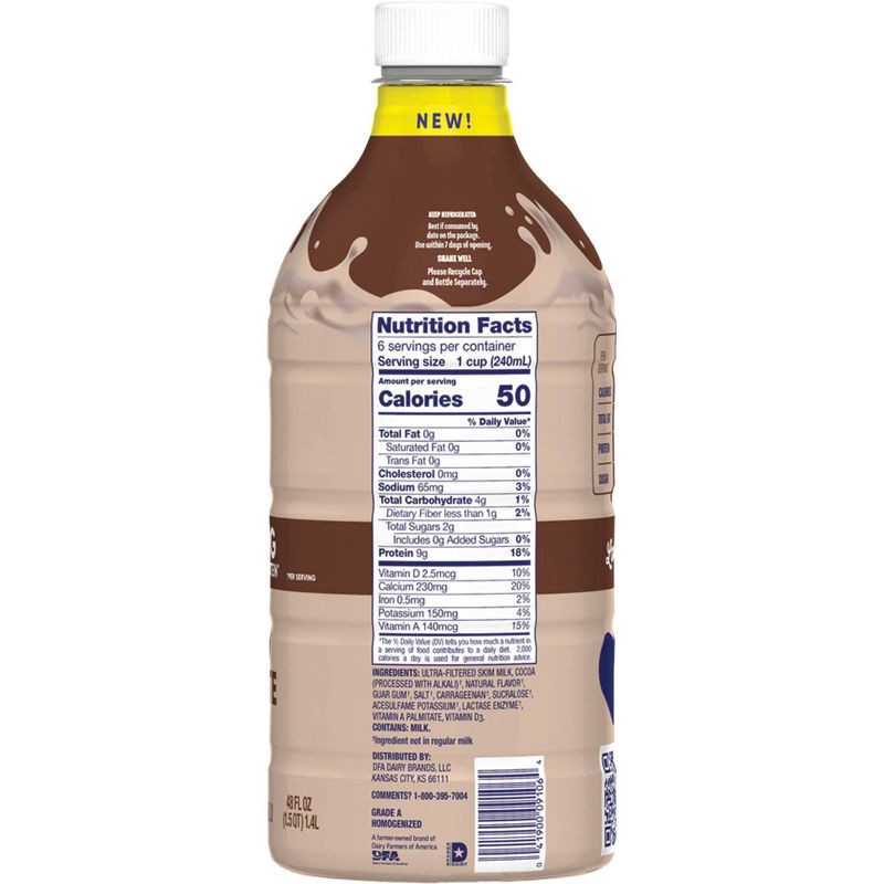 slide 6 of 8, DairyPure Milk 50 Skim Chocolate Milk - 48 fl oz, 48 fl oz