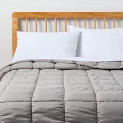 Full/Queen Puffer Box Stitch Comforter Light Gray - Room Essentials™