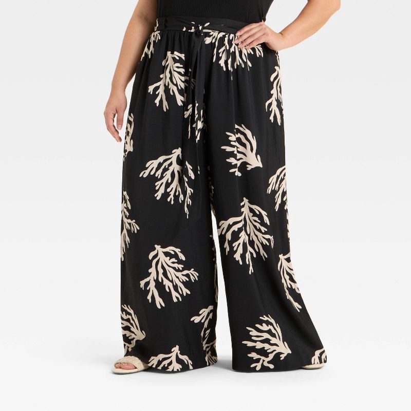 slide 1 of 3, Women's Tie-Front Flowy Wide Leg Pants - Ava & Viv™ Black Coral Print 1X, 1 ct