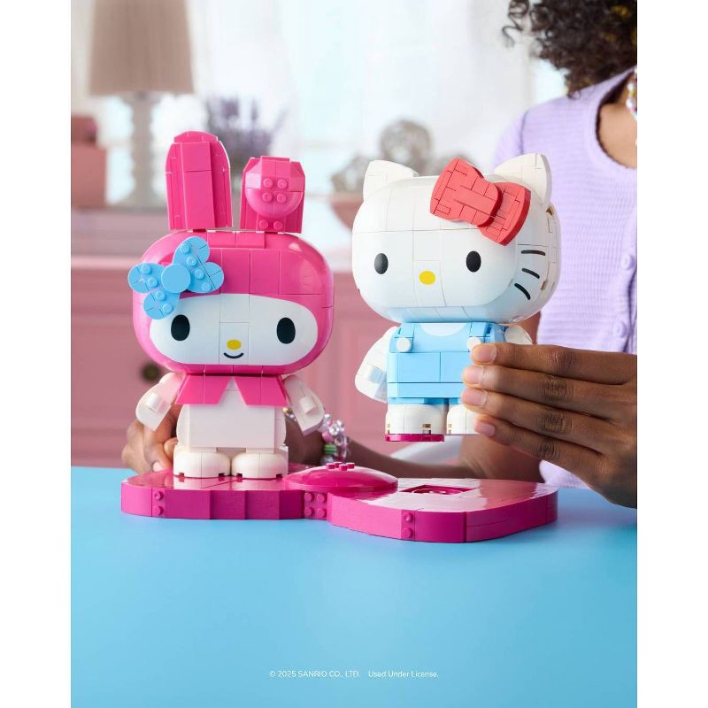 slide 13 of 14, BLDR Deluxe Large-Form Buildable Character - Hello Kitty & My Melody: 742-Piece Plastic Set for Creative Thinking, 1 ct