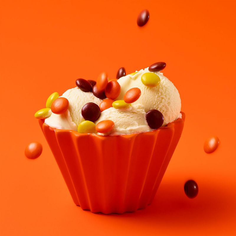 slide 6 of 7, Reese's Pieces Chocolate Candy - 9oz, 9 oz