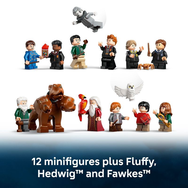 slide 6 of 6, LEGO Harry Potter Hogwarts Castle: The Main Tower Building Kit with 12 Minifigures 76454, 1 ct