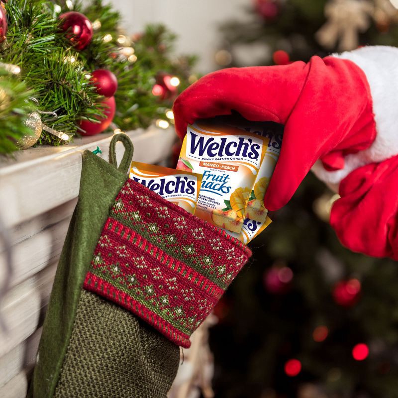 slide 4 of 9, Welch's Fruit Snacks Mango Peach - 17.6oz/22ct, 22 ct; 17.6 oz