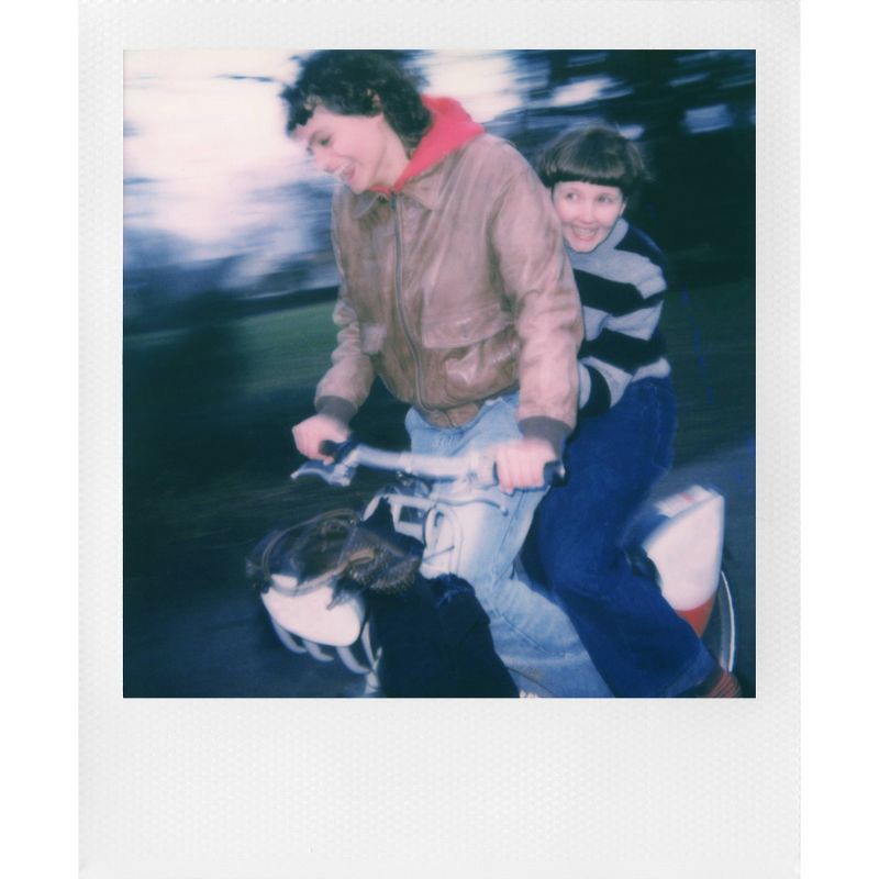 slide 6 of 11, Polaroid Flip Bundle Film Camera - Black: Automatic Focus, Self-Timer, Instant Format, 1 ct