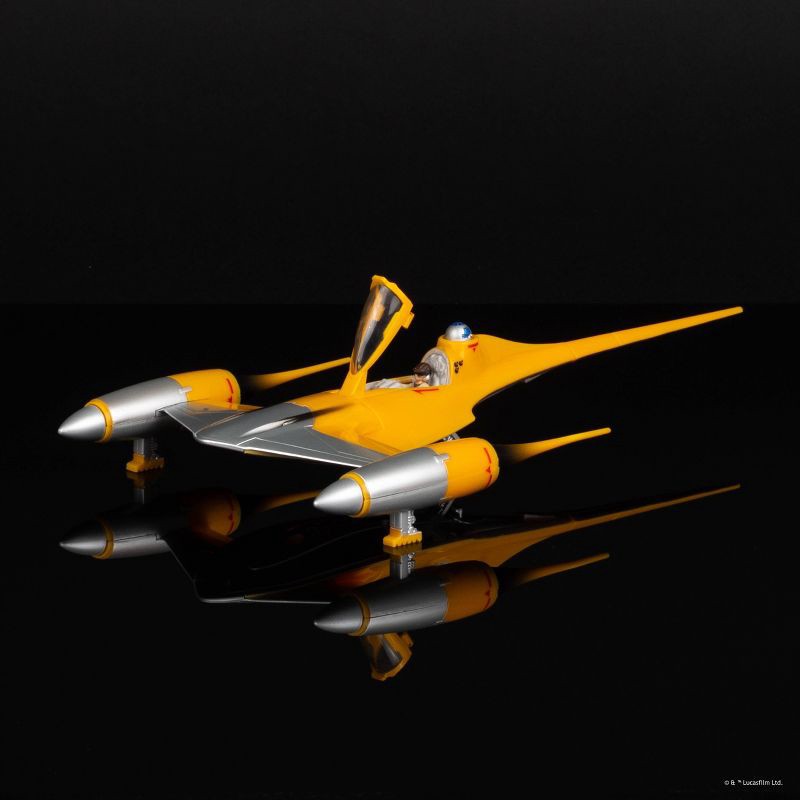 slide 18 of 23, Star Wars Anakin Evolution 5'' Vehicle and 4 Figure, 1 ct