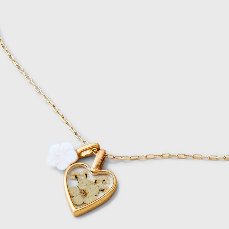 slide 4 of 4, Bella Uno Bellissima 14K Gold Dipped Jasmine with Mother of Pearl Pendant Necklace - Gold, 1 ct