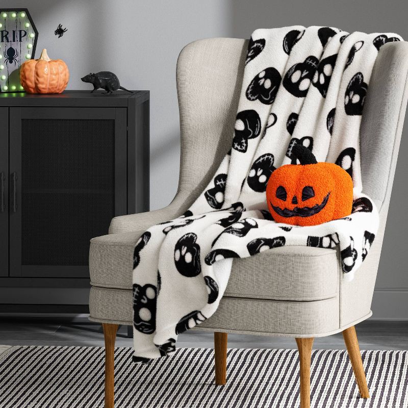 slide 2 of 5, Skulls Plush Throw Blanket - Hyde and EEK! Boutique™, 1 ct