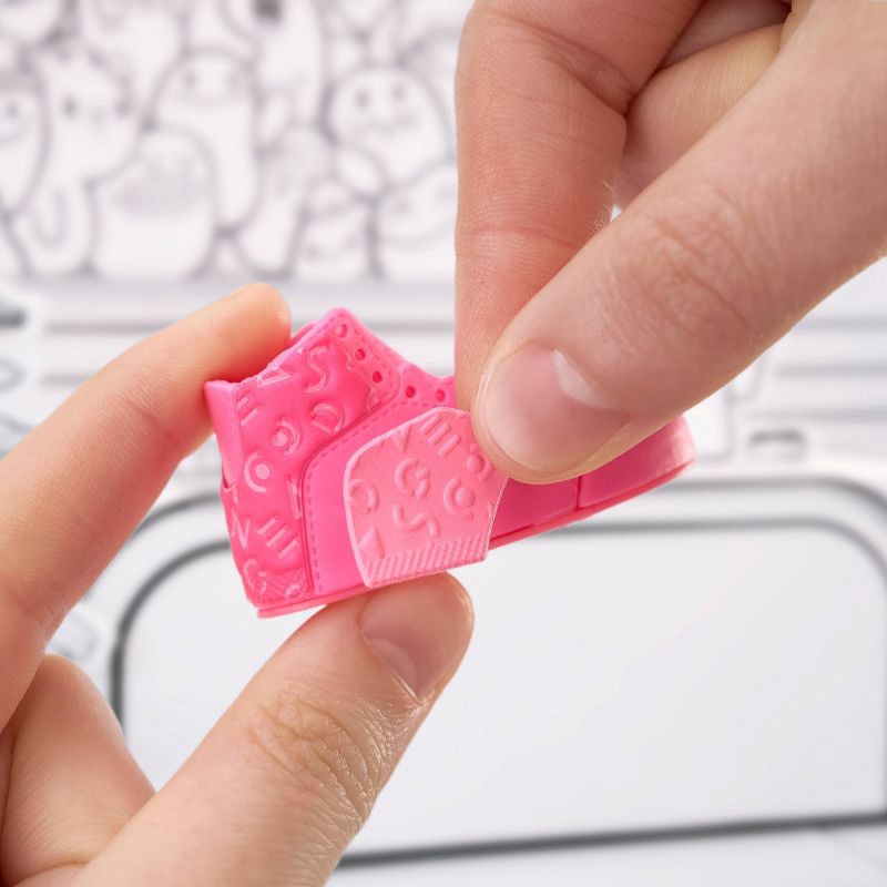 slide 7 of 8, MGA's Miniverse Make It Mini Sneakers Mini Collectibles, 1 ct