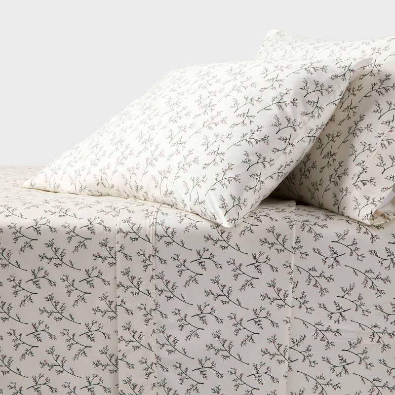 slide 1 of 4, King 400 Thread Count Christmas Holiday Performance Sheet Set Holly - Threshold™, 1 ct