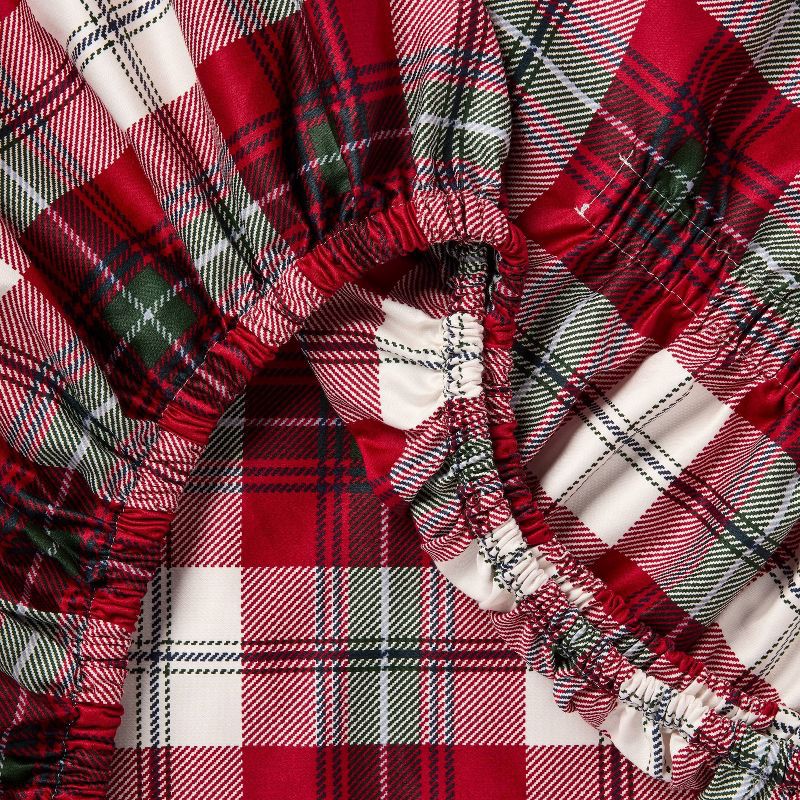slide 4 of 4, Queen 400 Thread Count Christmas Holiday Performance Sheet Set Red Plaid - Threshold™, 1 ct