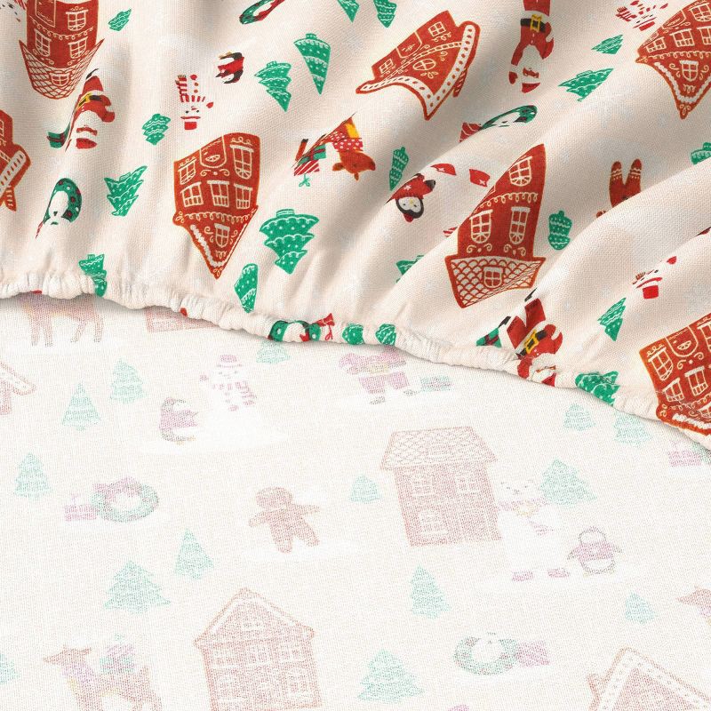 slide 4 of 4, Queen Christmas Flannel Sheet Set Gingerbread Scene - Wondershop™, 1 ct