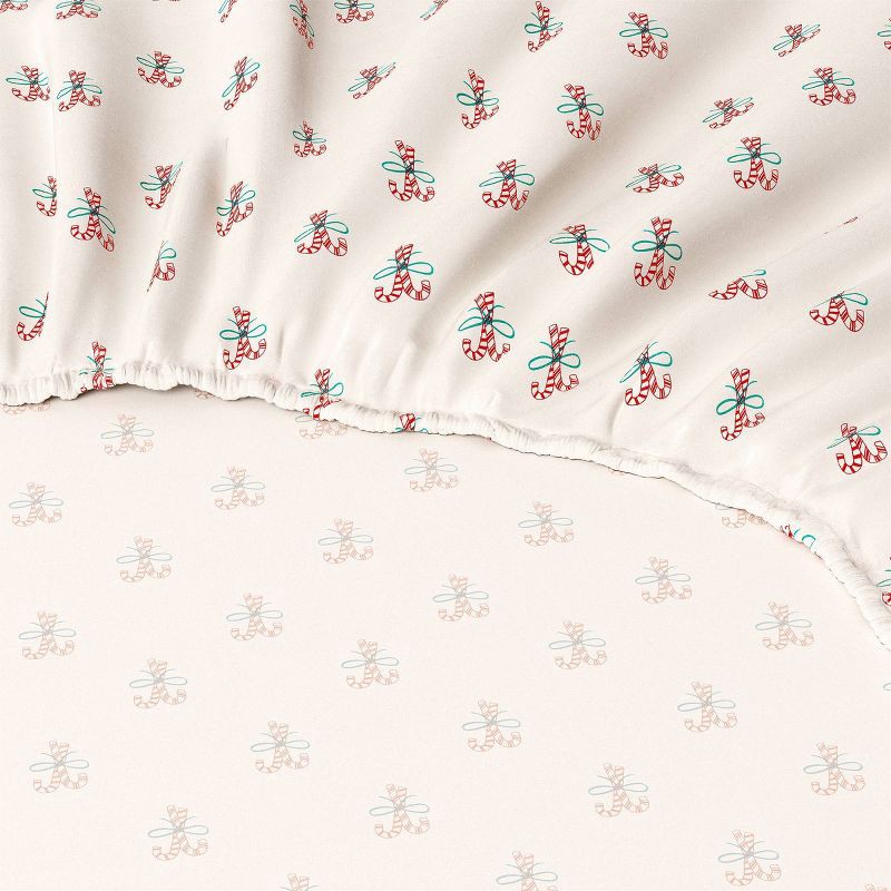 slide 4 of 4, Queen Christmas Holiday Flannel Sheet Set Candy Canes - Wondershop™, 1 ct