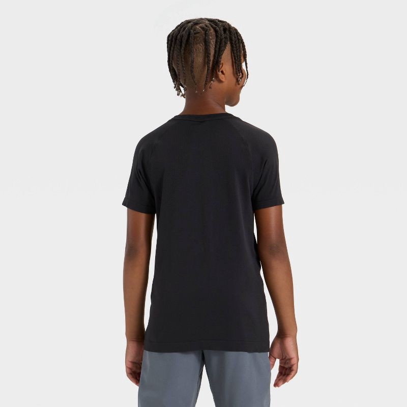 slide 2 of 3, Boys' Seamless T-Shirt - All In Motion™ Black L, 1 ct