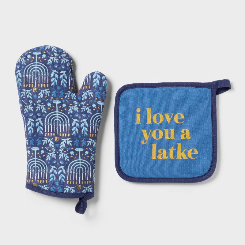 slide 1 of 3, Oven Mitt and Pot Holder Set - Spritz™, 1 ct