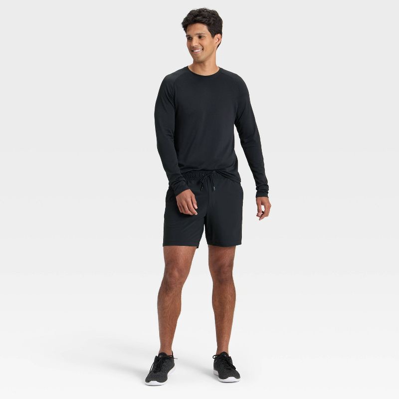 slide 3 of 3, Men's Versatility Shorts 7" - All In Motion™ Black XL, 1 ct