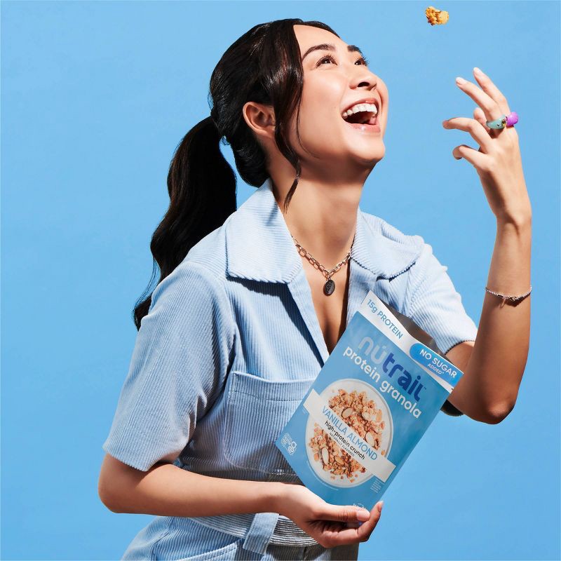 slide 5 of 5, NuTrail Vanilla Almond Protein Granola - 8oz, 8 oz