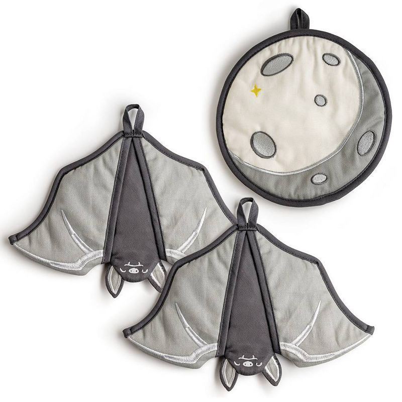 slide 1 of 5, Ototo Batlicious Oven Mitt and Moon Trivet Cotton and Polyester Fabric Kitchen Gadgets for Halloween Gifts Black/Gray, 1 ct