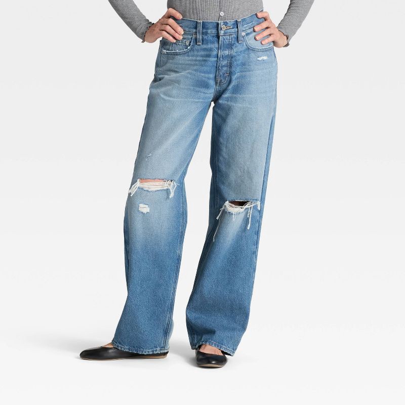 slide 1 of 3, Women's Mid-Rise 90's Baggy Denim Jeans - Universal Thread™ Medium Wash Destroy 12, 1 ct