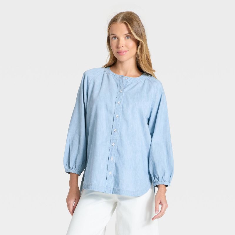 slide 1 of 5, Women's Poet Button-Down Denim Shirt - Universal Thread™ Light Wash XS, 1 ct