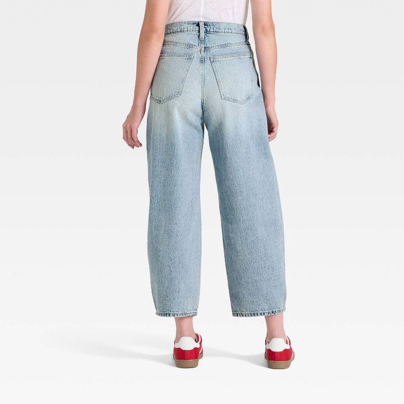 slide 2 of 5, Women's High-Rise Easy Barrel Ankle Jeans - Universal Thread™ Light Wash 12, 1 ct