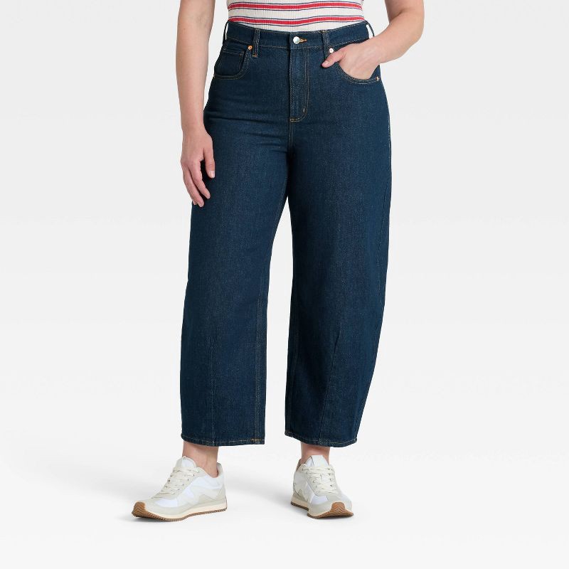 slide 4 of 5, Women's High-Rise Easy Barrel Ankle Jeans - Universal Thread™ Rinse Dark Wash 8, 1 ct