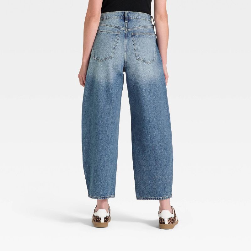 slide 2 of 5, Women's High-Rise Easy Barrel Ankle Jeans - Universal Thread™ Medium Wash 2, 1 ct