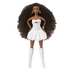 Naturalistas - Dayna Fashion Doll 3