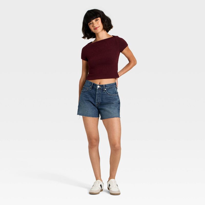 slide 3 of 3, Women's Mid-Rise 90's Baggy Denim Shorts - Universal Thread™ Dark Wash 2, 1 ct