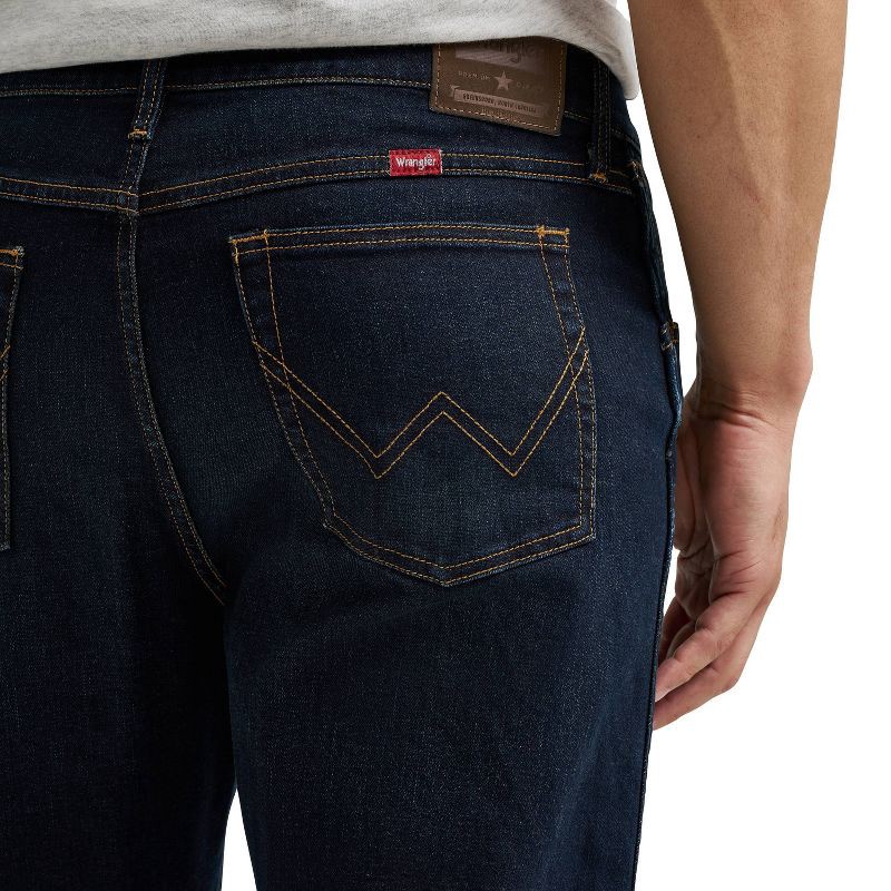 slide 6 of 6, Wrangler Men's Relaxed Fit Bootcut Jeans - Dark Indigo 32x32, 1 ct