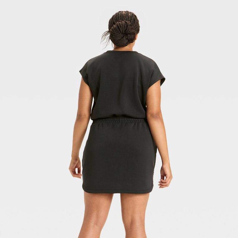 slide 5 of 5, Women's Airy Sleek Dress - All In Motion™ Black Onyx L, 1 ct