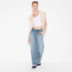 Women's 90's Mid-Rise Relaxed Straight Jeans - Wild Fable™ Light Wash 16