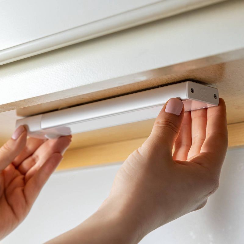 slide 9 of 13, Duck Max Nano-Grab Gel Mounting Circles Clear 24ct, 24 ct