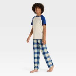 Boys' Short Sleeve T-Shirt and Plaid Fleece Pants Pajama Set - Cat & Jack™ Cream/Blue XL