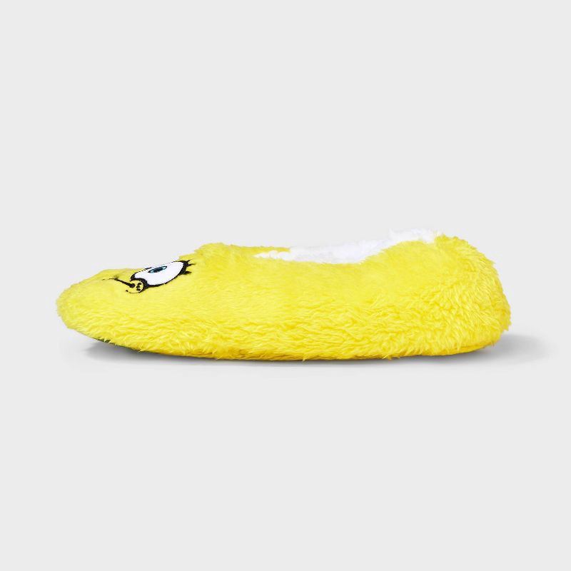 slide 2 of 4, Women's SpongeBob SquarePants Cozy Fleece Slipper Socks with Grippers - Yellow S/M, 1 ct