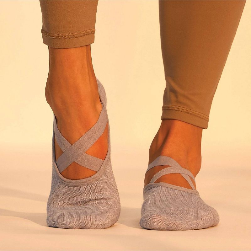 slide 6 of 6, Gaiam Studio Select Barre Sock 2pk, 2 ct