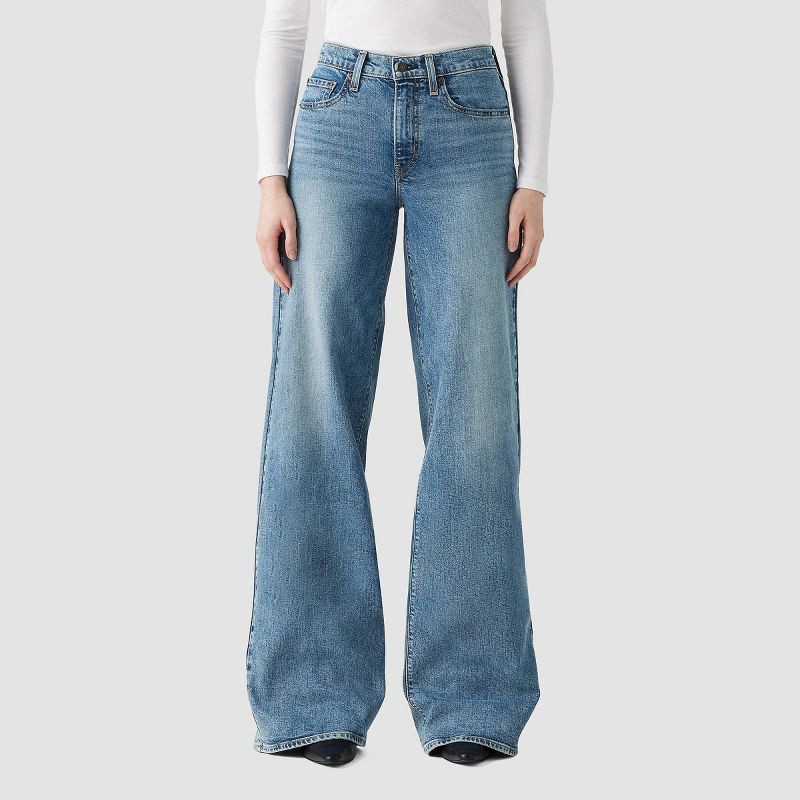 slide 1 of 3, Levi's® Women's 728 High-Rise Wide Leg Jeans - Sweet Success 25, 1 ct