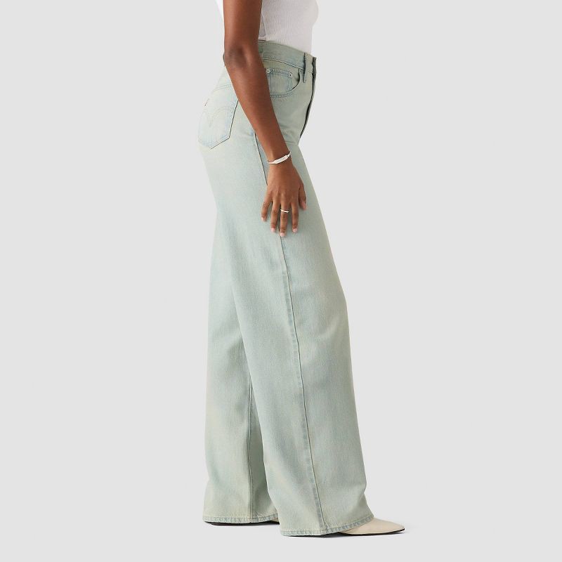 slide 3 of 3, Levi's® Women's Cinch Baggy Jeans - On Blast 24, 1 ct