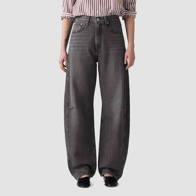 slide 1 of 3, Levi's® Women's Cinch Barrel Jeans - Past Lives 29, 1 ct