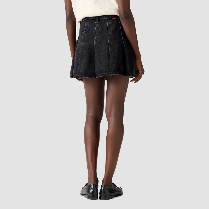 slide 3 of 3, Levi's® Women's Pleated Mini Skirt - Open Mind 32, 1 ct