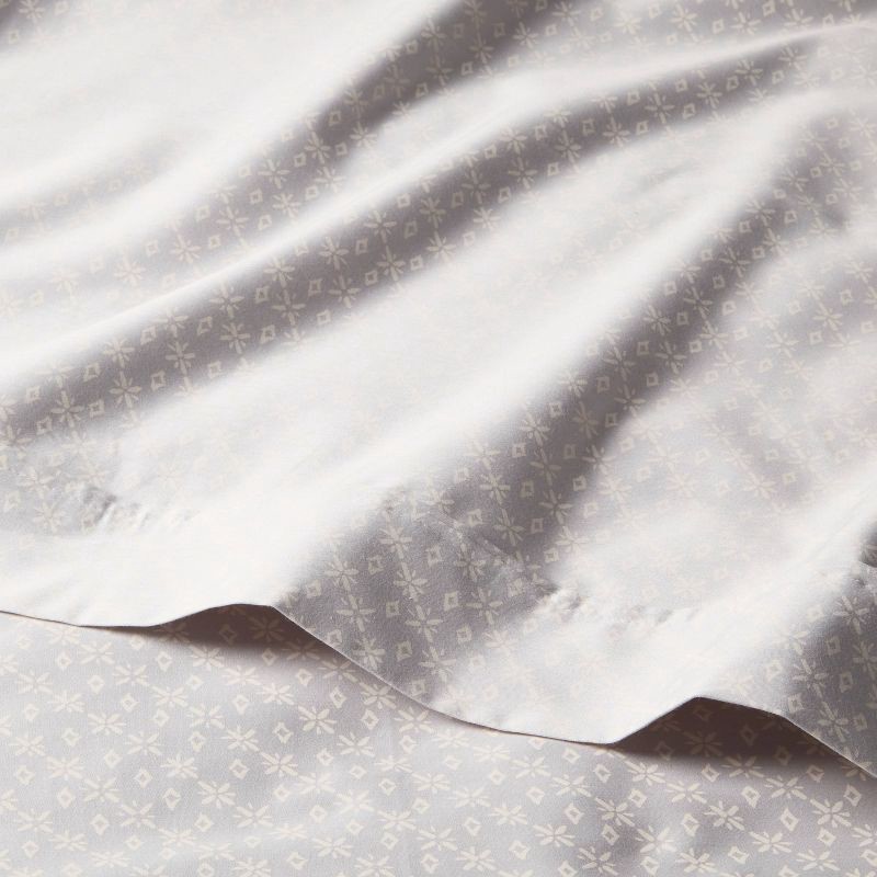 slide 3 of 4, Full 400 Thread Count Christmas Holiday Performance Sheet Set Twinkle Stars - Threshold™, 1 ct