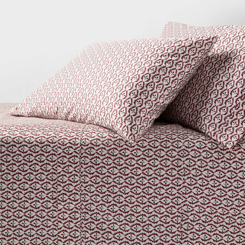 slide 1 of 3, Full 400 Thread Count Christmas Holiday Performance Sheet Set Woodblock Leaf - Threshold™, 1 ct