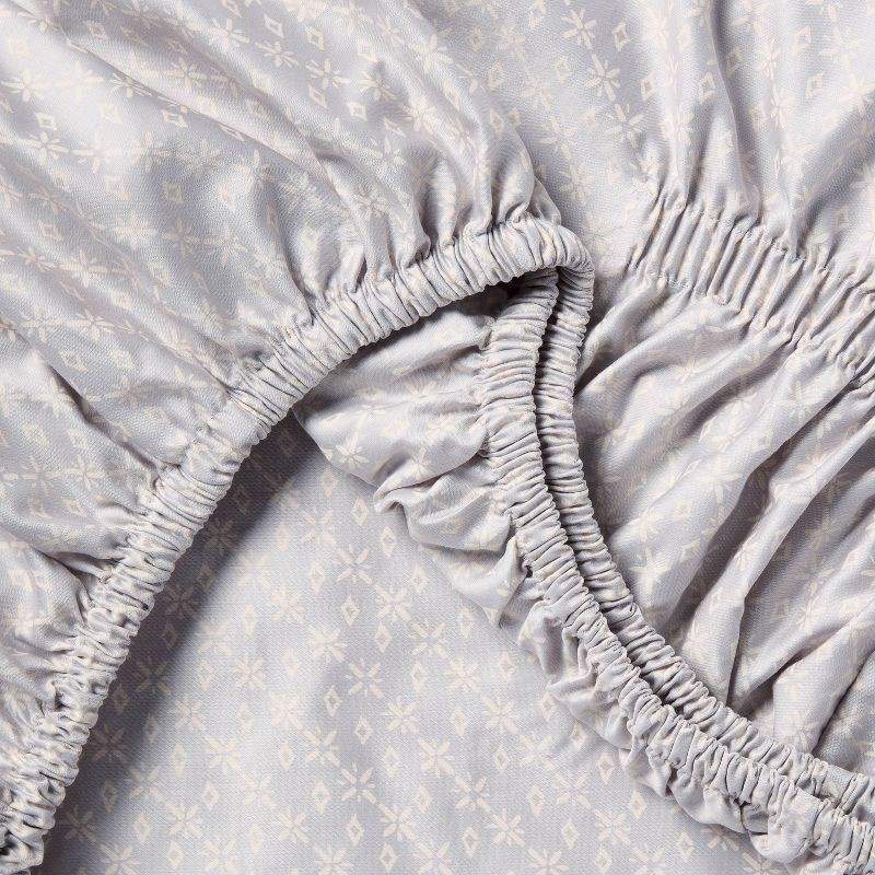 slide 4 of 4, King 400 Thread Count Christmas Holiday Performance Sheet Set Twinkle Stars - Threshold™, 1 ct