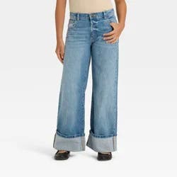 Girls' Mid-Rise Loose Slouchy Wide Leg Rolled Cuff Jeans - art class™ Light Wash 7