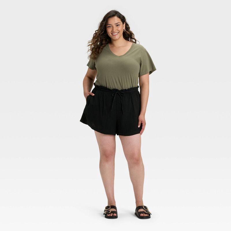 slide 3 of 3, Women's High-Rise Pull-On Shorts - Universal Thread™ Black XXL, 1 ct