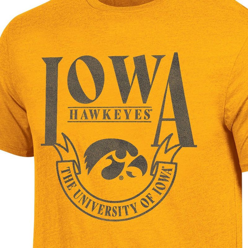 slide 3 of 3, NCAA Iowa Hawkeyes Men's T-Shirt - XL, 1 ct