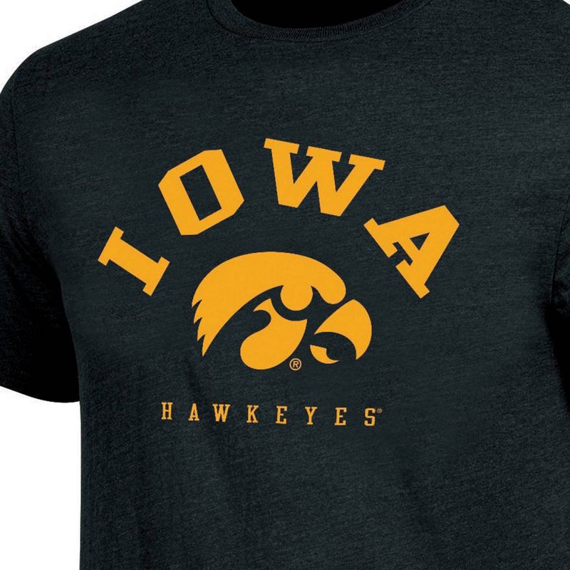 slide 3 of 3, NCAA Iowa Hawkeyes Men's Core T-Shirt - XL, 1 ct