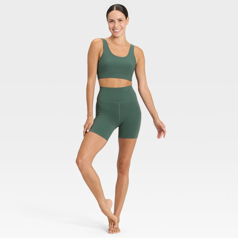 slide 5 of 5, Women's Everyday Soft Medium Support Longline Sports Bra - All In Motion™ Green M, 1 ct